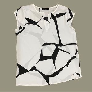 Ivanka Trump SP business causal blouse, cap sleeve